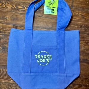 Trader‎ Joes Mini Canvas Tote Bag Limited Edition New with Tags Purple Halloween
